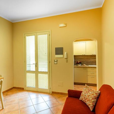 Poti Comfort Rooms - Guest House Con Angolo Cottura Porto Cesareo Exterior photo