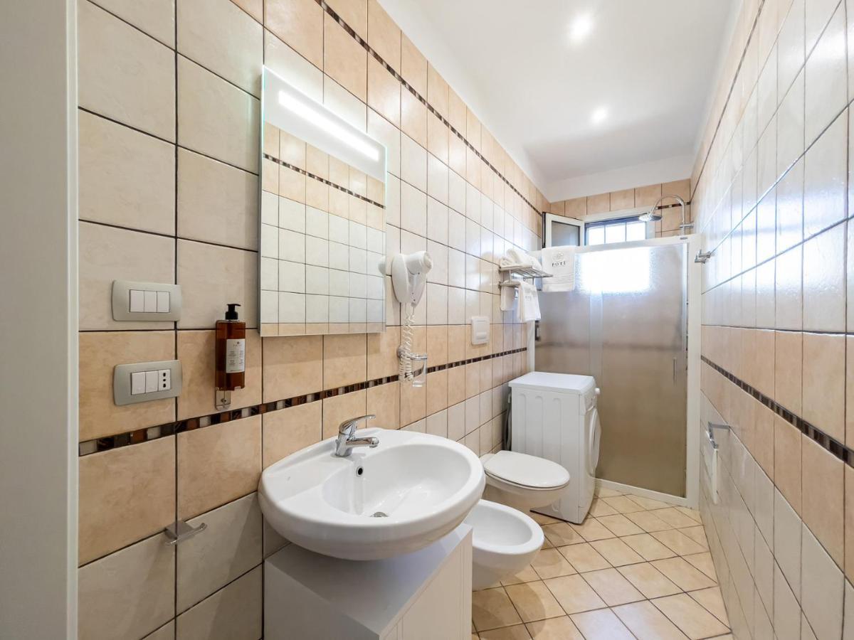 Poti Comfort Rooms - Guest House Con Angolo Cottura Porto Cesareo Exterior photo