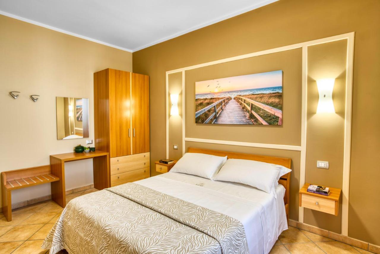 Poti Comfort Rooms - Guest House Con Angolo Cottura Porto Cesareo Exterior photo