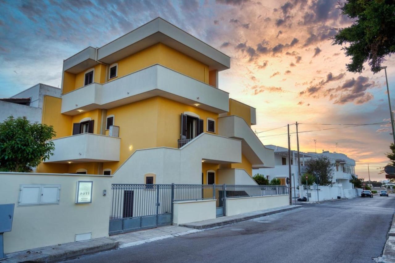 Poti Comfort Rooms - Guest House Con Cucina Porto Cesareo Exterior photo